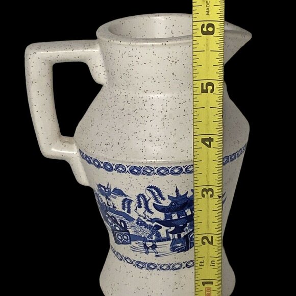 VTG McCoy Nelson Blue Willow USA Grecian beige speckled blue design pitcher - Picture 11 of 11